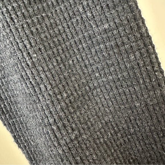 TNA Charcoal Gray Waffle Knit Long Sleeve Dress, Aritzia, Size S - Picture 5 of 8